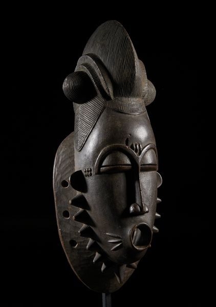 Arte Himalayana : Gau circolare in rame e argentoTibet, XIX secolo  - Asta Asta 392 | ARTE ORIENTALE E ISLAMICA - ARTE AFRICANA, OCEANICA E DELLE AMERICHE - EAST AND SOUTH: ASIAN, ISLAMIC, INDIAN AND ETHNOGRAPIC ART Online - Associazione Nazionale - Case d'Asta italiane