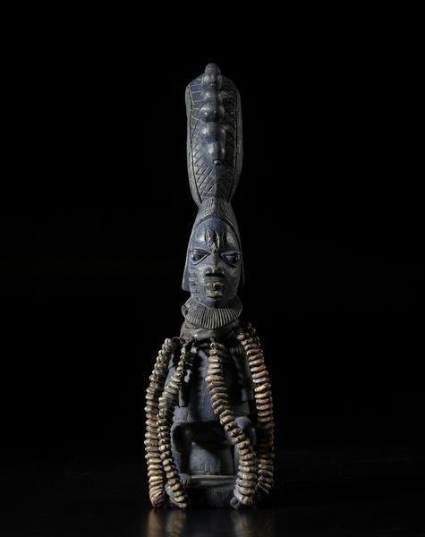 Arte Islamica : Ciotola da divinazione in ottoneIndia, XIX secolo  - Asta Asta 392 | ARTE ORIENTALE E ISLAMICA - ARTE AFRICANA, OCEANICA E DELLE AMERICHE - EAST AND SOUTH: ASIAN, ISLAMIC, INDIAN AND ETHNOGRAPIC ART Online - Associazione Nazionale - Case d'Asta italiane