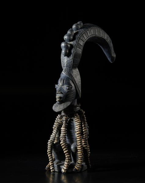 Arte Islamica : Ciotola da divinazione in ottoneIndia, XIX secolo  - Asta Asta 392 | ARTE ORIENTALE E ISLAMICA - ARTE AFRICANA, OCEANICA E DELLE AMERICHE - EAST AND SOUTH: ASIAN, ISLAMIC, INDIAN AND ETHNOGRAPIC ART Online - Associazione Nazionale - Case d'Asta italiane