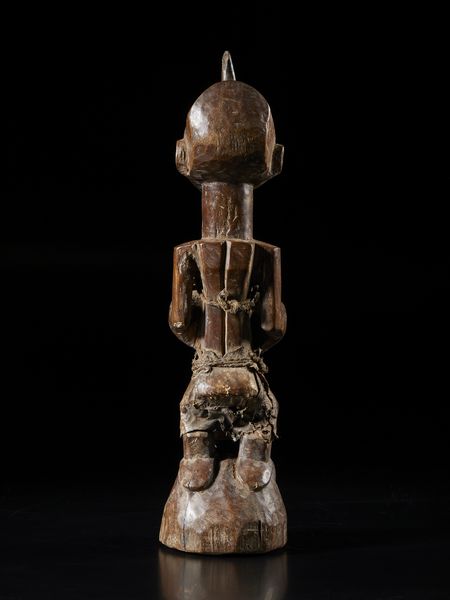 Arte Islamica : Stampella da derviscio in legno intagliato Turchia o Persia, tardo XIX - XX secolo  - Asta Asta 392 | ARTE ORIENTALE E ISLAMICA - ARTE AFRICANA, OCEANICA E DELLE AMERICHE - EAST AND SOUTH: ASIAN, ISLAMIC, INDIAN AND ETHNOGRAPIC ART Online - Associazione Nazionale - Case d'Asta italiane