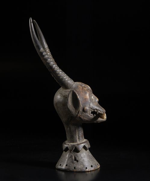 . : Due piccoli soprammobili in coralloItalia, XX secolo  - Asta Asta 392 | ARTE ORIENTALE E ISLAMICA - ARTE AFRICANA, OCEANICA E DELLE AMERICHE - EAST AND SOUTH: ASIAN, ISLAMIC, INDIAN AND ETHNOGRAPIC ART Online - Associazione Nazionale - Case d'Asta italiane