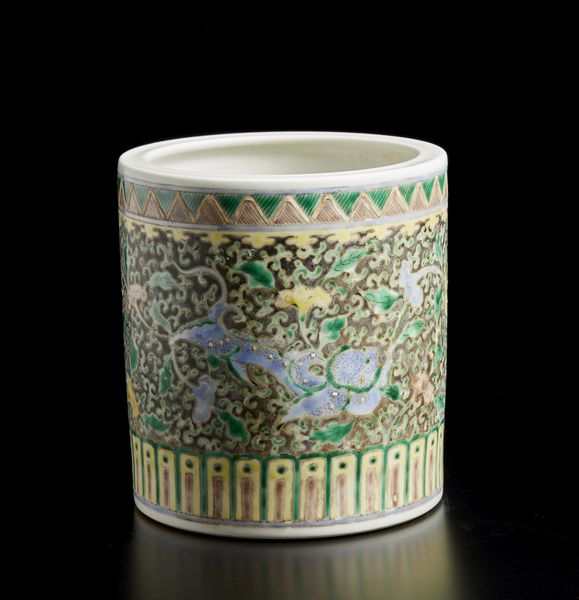 Arte Cinese : Vaso a rocchetto in porcellana bianco blu Cina, dinastia Qing, XVIII secolo  - Asta Asta 392 | ARTE ORIENTALE E ISLAMICA - ARTE AFRICANA, OCEANICA E DELLE AMERICHE - EAST AND SOUTH: ASIAN, ISLAMIC, INDIAN AND ETHNOGRAPIC ART Online - Associazione Nazionale - Case d'Asta italiane