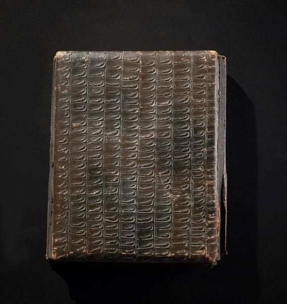 Arte africana : Liberia/ Costa d'Avorio, Bete. Maschera in legno, cuoio, borchie.Segni d'uso.  - Asta Asta 392 | ARTE ORIENTALE E ISLAMICA - ARTE AFRICANA, OCEANICA E DELLE AMERICHE - EAST AND SOUTH: ASIAN, ISLAMIC, INDIAN AND ETHNOGRAPIC ART Online - Associazione Nazionale - Case d'Asta italiane