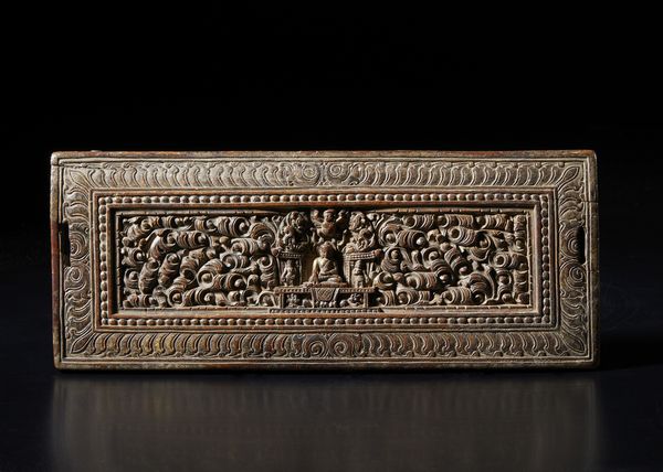 Arte Cinese : Coppia di vasi CantonCina, Qing, inizi XX secolo  - Asta Asta 392 | ARTE ORIENTALE E ISLAMICA - ARTE AFRICANA, OCEANICA E DELLE AMERICHE - EAST AND SOUTH: ASIAN, ISLAMIC, INDIAN AND ETHNOGRAPIC ART Online - Associazione Nazionale - Case d'Asta italiane