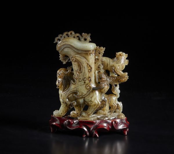 Arte Cinese : Grande potiche in porcellana Canton Cina, tardo XIX secolo  - Asta Asta 392 | ARTE ORIENTALE E ISLAMICA - ARTE AFRICANA, OCEANICA E DELLE AMERICHE - EAST AND SOUTH: ASIAN, ISLAMIC, INDIAN AND ETHNOGRAPIC ART Online - Associazione Nazionale - Case d'Asta italiane