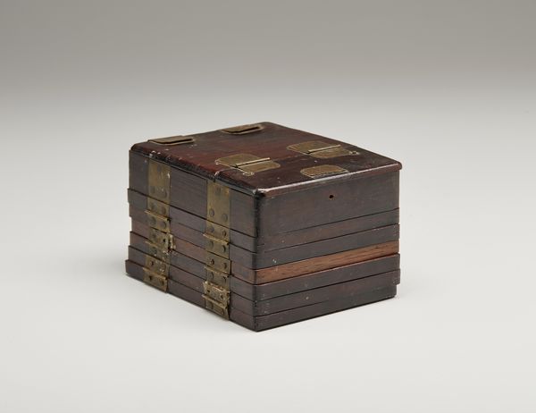 ARTE GIAPPONESE : Grande coppia di vasi in porcellana Imari Giappone, inizio XX secolo  - Asta Asta 392 | ARTE ORIENTALE E ISLAMICA - ARTE AFRICANA, OCEANICA E DELLE AMERICHE - EAST AND SOUTH: ASIAN, ISLAMIC, INDIAN AND ETHNOGRAPIC ART Online - Associazione Nazionale - Case d'Asta italiane