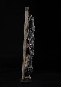 Arte Cinese : Incensiere tripode in bronzo Cina, dinastia Qing, XVIII secolo  - Asta Asta 392 | ARTE ORIENTALE E ISLAMICA - ARTE AFRICANA, OCEANICA E DELLE AMERICHE - EAST AND SOUTH: ASIAN, ISLAMIC, INDIAN AND ETHNOGRAPIC ART Online - Associazione Nazionale - Case d'Asta italiane