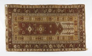 Arte Cinese : Incensiere tripode in bronzo Cina, Ming (?), XVII  secolo  - Asta Asta 392 | ARTE ORIENTALE E ISLAMICA - ARTE AFRICANA, OCEANICA E DELLE AMERICHE - EAST AND SOUTH: ASIAN, ISLAMIC, INDIAN AND ETHNOGRAPIC ART Online - Associazione Nazionale - Case d'Asta italiane