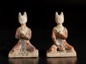 Arte Cinese : Coppia di tazze in porcellana doucaiCina, dinastia Qing, XIX secolo  - Asta Asta 392 | ARTE ORIENTALE E ISLAMICA - ARTE AFRICANA, OCEANICA E DELLE AMERICHE - EAST AND SOUTH: ASIAN, ISLAMIC, INDIAN AND ETHNOGRAPIC ART Online - Associazione Nazionale - Case d'Asta italiane