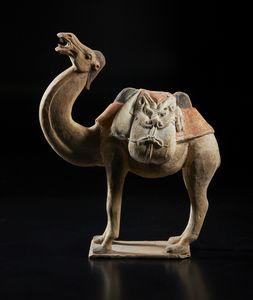 Arte Cinese : Cavallo in giada biancaCina, XX secolo  - Asta Asta 392 | ARTE ORIENTALE E ISLAMICA - ARTE AFRICANA, OCEANICA E DELLE AMERICHE - EAST AND SOUTH: ASIAN, ISLAMIC, INDIAN AND ETHNOGRAPIC ART Online - Associazione Nazionale - Case d'Asta italiane