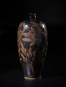 Arte Himalayana : Baule in legno policromo Tibet, XIX secolo  - Asta Asta 392 | ARTE ORIENTALE E ISLAMICA - ARTE AFRICANA, OCEANICA E DELLE AMERICHE - EAST AND SOUTH: ASIAN, ISLAMIC, INDIAN AND ETHNOGRAPIC ART Online - Associazione Nazionale - Case d'Asta italiane