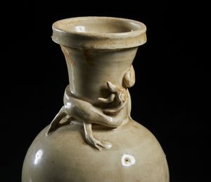 Arte Himalayana : Strumento cerimoniale in cornoTibet, XIX secolo  - Asta Asta 392 | ARTE ORIENTALE E ISLAMICA - ARTE AFRICANA, OCEANICA E DELLE AMERICHE - EAST AND SOUTH: ASIAN, ISLAMIC, INDIAN AND ETHNOGRAPIC ART Online - Associazione Nazionale - Case d'Asta italiane