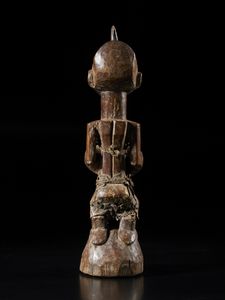 Arte Islamica : Stampella da derviscio in legno intagliato Turchia o Persia, tardo XIX - XX secolo  - Asta Asta 392 | ARTE ORIENTALE E ISLAMICA - ARTE AFRICANA, OCEANICA E DELLE AMERICHE - EAST AND SOUTH: ASIAN, ISLAMIC, INDIAN AND ETHNOGRAPIC ART Online - Associazione Nazionale - Case d'Asta italiane