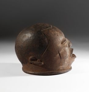 Arte Islamica : Passaporto per viaggiare da Costantinopoli a Vienna datato 18 Maggio 1839  - Asta Asta 392 | ARTE ORIENTALE E ISLAMICA - ARTE AFRICANA, OCEANICA E DELLE AMERICHE - EAST AND SOUTH: ASIAN, ISLAMIC, INDIAN AND ETHNOGRAPIC ART Online - Associazione Nazionale - Case d'Asta italiane