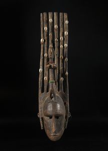 Arte Islamica : Due velluti ottomani ricamati Turchia, XIX secolo  - Asta Asta 392 | ARTE ORIENTALE E ISLAMICA - ARTE AFRICANA, OCEANICA E DELLE AMERICHE - EAST AND SOUTH: ASIAN, ISLAMIC, INDIAN AND ETHNOGRAPIC ART Online - Associazione Nazionale - Case d'Asta italiane