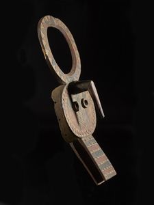 Arte Islamica : Paio di zoccoli da bagno in legno intarsiato Turchia Ottomana, XIX secolo  - Asta Asta 392 | ARTE ORIENTALE E ISLAMICA - ARTE AFRICANA, OCEANICA E DELLE AMERICHE - EAST AND SOUTH: ASIAN, ISLAMIC, INDIAN AND ETHNOGRAPIC ART Online - Associazione Nazionale - Case d'Asta italiane