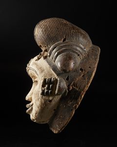 Arte Indiana : Miniatura raffigurante Sarasvati sul pavone India Settentrionale, Rajasthan, XIX secolo o antecedente  - Asta Asta 392 | ARTE ORIENTALE E ISLAMICA - ARTE AFRICANA, OCEANICA E DELLE AMERICHE - EAST AND SOUTH: ASIAN, ISLAMIC, INDIAN AND ETHNOGRAPIC ART Online - Associazione Nazionale - Case d'Asta italiane