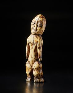 Arte Indiana : Pannello in legno raffigurante Vishnu con consorti India Meridionale, XVIII secolo  - Asta Asta 392 | ARTE ORIENTALE E ISLAMICA - ARTE AFRICANA, OCEANICA E DELLE AMERICHE - EAST AND SOUTH: ASIAN, ISLAMIC, INDIAN AND ETHNOGRAPIC ART Online - Associazione Nazionale - Case d'Asta italiane