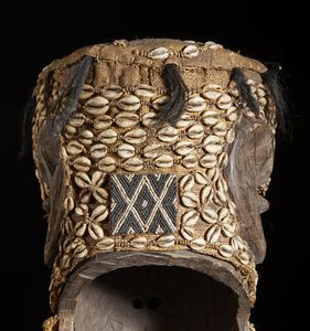 . : Cranio in ceraItalia, XIX(?) secolo  - Asta Asta 392 | ARTE ORIENTALE E ISLAMICA - ARTE AFRICANA, OCEANICA E DELLE AMERICHE - EAST AND SOUTH: ASIAN, ISLAMIC, INDIAN AND ETHNOGRAPIC ART Online - Associazione Nazionale - Case d'Asta italiane
