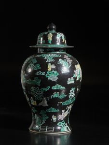 Arte Cinese : Coppia di vasi esagonali dipinti con vegetazioneCina, circa 1920-1930  - Asta Asta 392 | ARTE ORIENTALE E ISLAMICA - ARTE AFRICANA, OCEANICA E DELLE AMERICHE - EAST AND SOUTH: ASIAN, ISLAMIC, INDIAN AND ETHNOGRAPIC ART Online - Associazione Nazionale - Case d'Asta italiane