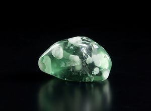 Arte africana : Costa d'Avorio,  W�/ (Guer�) o Bete. Scultura/maschera in legno e caolino.Legno, borchie in metallo, patina da usura.  - Asta Asta 392 | ARTE ORIENTALE E ISLAMICA - ARTE AFRICANA, OCEANICA E DELLE AMERICHE - EAST AND SOUTH: ASIAN, ISLAMIC, INDIAN AND ETHNOGRAPIC ART Online - Associazione Nazionale - Case d'Asta italiane