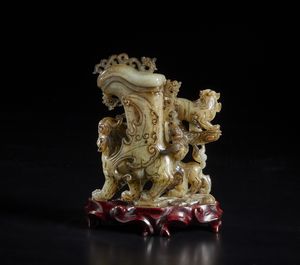 Arte Cinese : Grande potiche in porcellana Canton Cina, tardo XIX secolo  - Asta Asta 392 | ARTE ORIENTALE E ISLAMICA - ARTE AFRICANA, OCEANICA E DELLE AMERICHE - EAST AND SOUTH: ASIAN, ISLAMIC, INDIAN AND ETHNOGRAPIC ART Online - Associazione Nazionale - Case d'Asta italiane