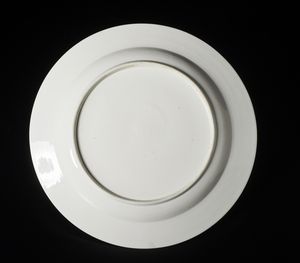 Arte Cinese : Fiasca quadrangolare lang yaoCina, Qing, XIX secolo  - Asta Asta 392 | ARTE ORIENTALE E ISLAMICA - ARTE AFRICANA, OCEANICA E DELLE AMERICHE - EAST AND SOUTH: ASIAN, ISLAMIC, INDIAN AND ETHNOGRAPIC ART Online - Associazione Nazionale - Case d'Asta italiane