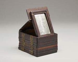 ARTE GIAPPONESE : Grande coppia di vasi in porcellana Imari Giappone, inizio XX secolo  - Asta Asta 392 | ARTE ORIENTALE E ISLAMICA - ARTE AFRICANA, OCEANICA E DELLE AMERICHE - EAST AND SOUTH: ASIAN, ISLAMIC, INDIAN AND ETHNOGRAPIC ART Online - Associazione Nazionale - Case d'Asta italiane