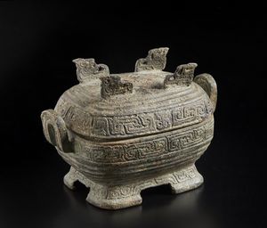 Arte Cinese - Contenitore rituale Hu in bronzoCina, dinastia Qing, XIX secolo