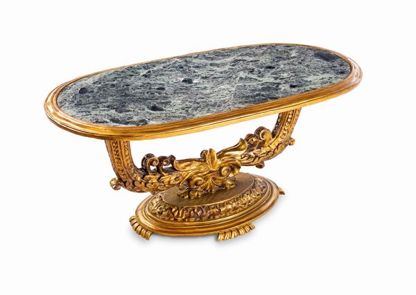 Tavolino da salotto in legno dorato  - Asta Asta a Tempo - Antiquariato - Associazione Nazionale - Case d'Asta italiane