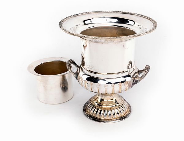 Porta champagne in metallo argentato, Inghilterra  - Asta Asta a Tempo - Antiquariato - Associazione Nazionale - Case d'Asta italiane