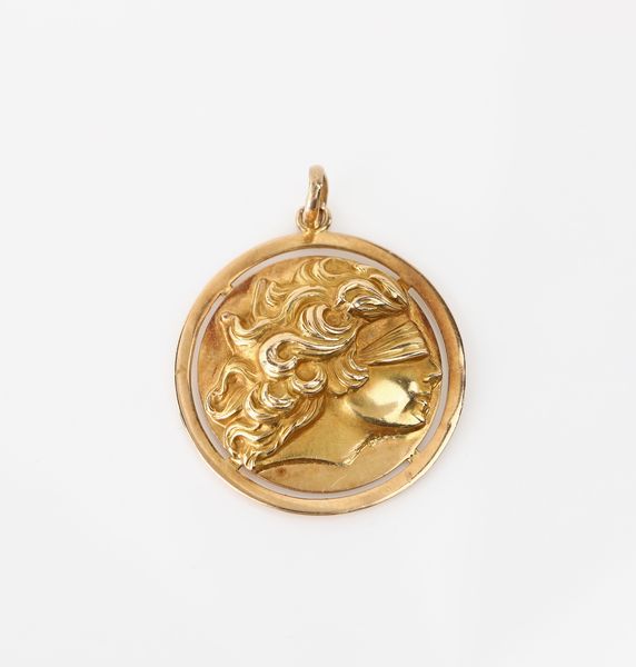 Pendente Dea Bendata in oro  - Asta Asta a Tempo - Gioielli e Preziosi - Associazione Nazionale - Case d'Asta italiane