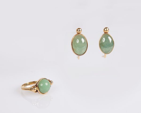 Parure anello e orecchini in giada e oro  - Asta Asta a Tempo - Gioielli e Preziosi - Associazione Nazionale - Case d'Asta italiane