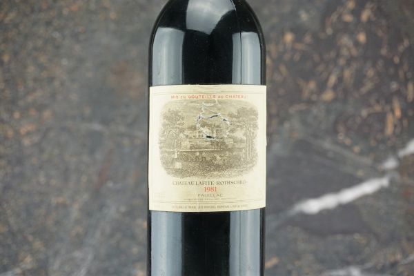 Ch&acirc;teau Lafite Rothschild 1981  - Asta Smart Wine 2.0 | Click & Drink - Associazione Nazionale - Case d'Asta italiane