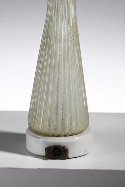 BAROVIER & TOSO : Lampada da tavolo  - Asta Asta 393 | DESIGN E ARTI DECORATIVE DEL NOVECENTO Online - Associazione Nazionale - Case d'Asta italiane