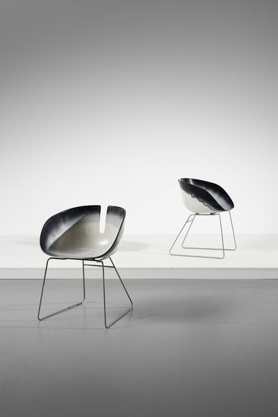 URQUIOLA PATRICIA (n. 1961) : Coppia di sedie Fjord H per Moroso  - Asta Asta 393 | DESIGN E ARTI DECORATIVE DEL NOVECENTO Online - Associazione Nazionale - Case d'Asta italiane