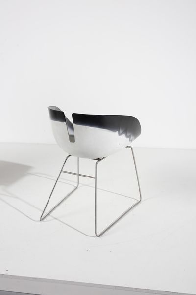URQUIOLA PATRICIA (n. 1961) : Coppia di sedie Fjord H per Moroso  - Asta Asta 393 | DESIGN E ARTI DECORATIVE DEL NOVECENTO Online - Associazione Nazionale - Case d'Asta italiane