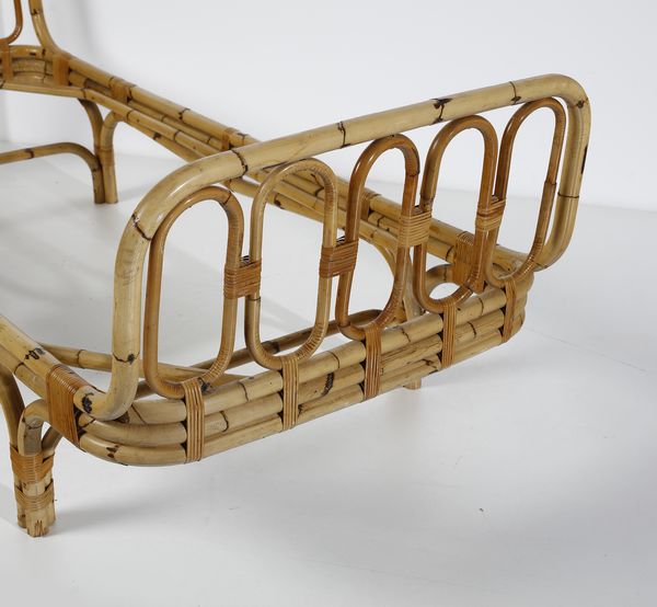 AGNOLI TITO (1931 - 2012) : Daybed per Bonacina  - Asta Asta 393 | DESIGN E ARTI DECORATIVE DEL NOVECENTO Online - Associazione Nazionale - Case d'Asta italiane
