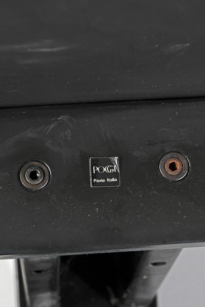 MAGISTRETTI VICO (1920 - 2006) : Sei sedie Golem per Poggi  - Asta Asta 393 | DESIGN E ARTI DECORATIVE DEL NOVECENTO Online - Associazione Nazionale - Case d'Asta italiane