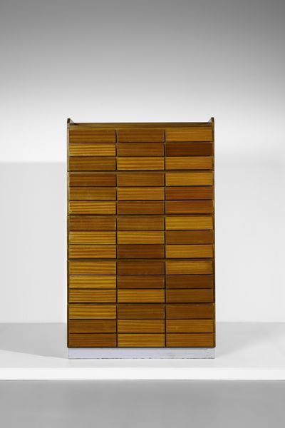 SCHIROLLI RENZO (1934 - 2000) : Cassettiera  - Asta Asta 393 | DESIGN E ARTI DECORATIVE DEL NOVECENTO Online - Associazione Nazionale - Case d'Asta italiane