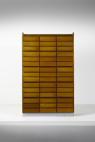 SCHIROLLI RENZO (1934 - 2000) : Cassettiera  - Asta Asta 393 | DESIGN E ARTI DECORATIVE DEL NOVECENTO Online - Associazione Nazionale - Case d'Asta italiane