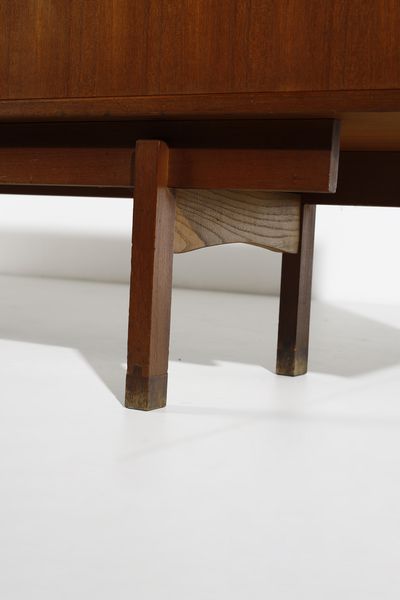 QUISTGAARD JENS HARALD (1919 - 2008) : Credenza per Lovig Danish  - Asta Asta 393 | DESIGN E ARTI DECORATIVE DEL NOVECENTO Online - Associazione Nazionale - Case d'Asta italiane