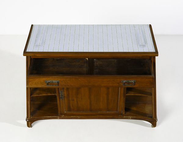 BASILE ERNESTO (1857 - 1932) : Mobile da soggiorno per Ducrot Palermo  - Asta Asta 393 | DESIGN E ARTI DECORATIVE DEL NOVECENTO Online - Associazione Nazionale - Case d'Asta italiane