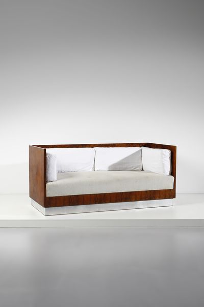 MIOZZO GINO (1898 - 1969) : Divano razionalista  - Asta Asta 393 | DESIGN E ARTI DECORATIVE DEL NOVECENTO Online - Associazione Nazionale - Case d'Asta italiane