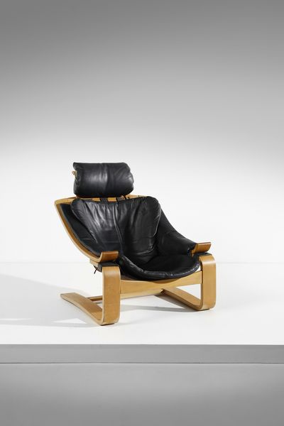 FRIBYTTER AKE (1922 - 1998) : Poltrona Kroken per Nelo Mobel  - Asta Asta 393 | DESIGN E ARTI DECORATIVE DEL NOVECENTO Online - Associazione Nazionale - Case d'Asta italiane
