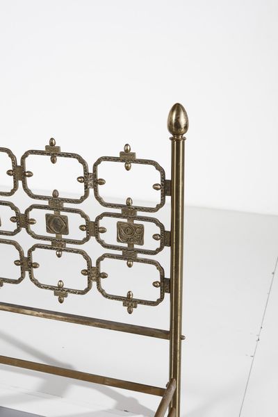 OSVALDO BORSANI e ARNALDO POMODORO : Letto  - Asta Asta 393 | DESIGN E ARTI DECORATIVE DEL NOVECENTO Online - Associazione Nazionale - Case d'Asta italiane