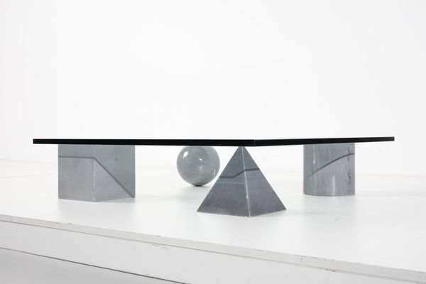 VIGNELLI MASSIMO (n. 1931) : Tavolino da salotto Metaphora per Castigliani  - Asta Asta 393 | DESIGN E ARTI DECORATIVE DEL NOVECENTO Online - Associazione Nazionale - Case d'Asta italiane