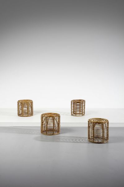 MANIFATTURA ITALIANA : Quattro sgabelli  - Asta Asta 393 | DESIGN E ARTI DECORATIVE DEL NOVECENTO Online - Associazione Nazionale - Case d'Asta italiane