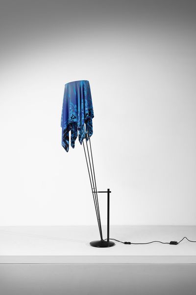 NAVA PAOLO (n. 1943) : Lampada da terra Aria per Antonangeli  - Asta Asta 393 | DESIGN E ARTI DECORATIVE DEL NOVECENTO Online - Associazione Nazionale - Case d'Asta italiane