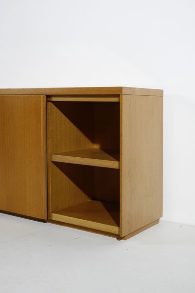 FARMER INDUSTRIA PER L'ARREDAMENTO : Coppia di credenze  - Asta Asta 393 | DESIGN E ARTI DECORATIVE DEL NOVECENTO Online - Associazione Nazionale - Case d'Asta italiane